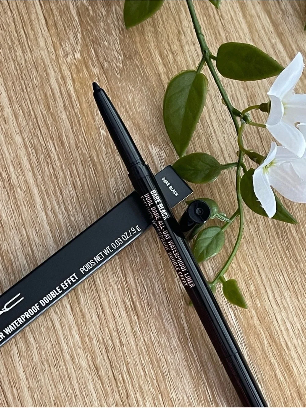 MAC Dual Dare All Day Waterproof Liner Eyeliner (Dare Black) ~ 0.03 oz.